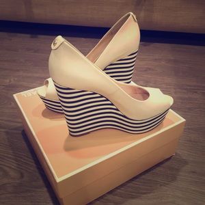Michael Kors striped wedge 6.5